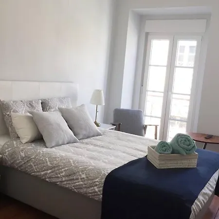Appartement 3 Bedrooms Ap In Graça - Great For Families&groups *