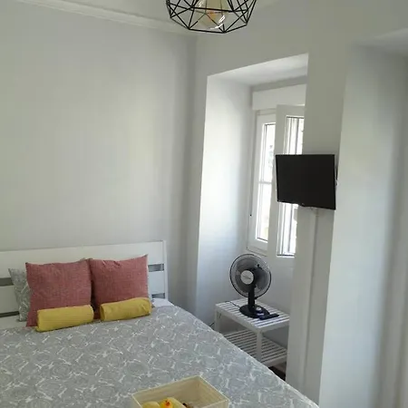 3 Bedrooms Ap In Graça - Great For Families&groups Appartement